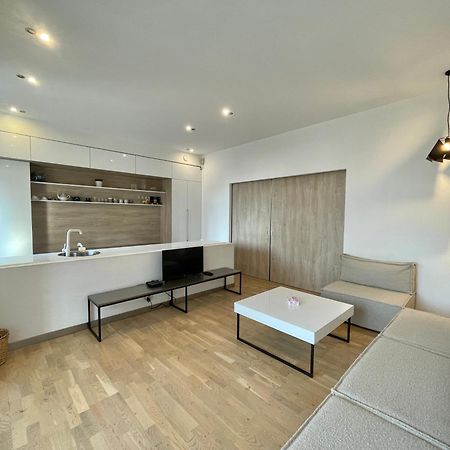 Metro Apartment Yerevan Exterior photo