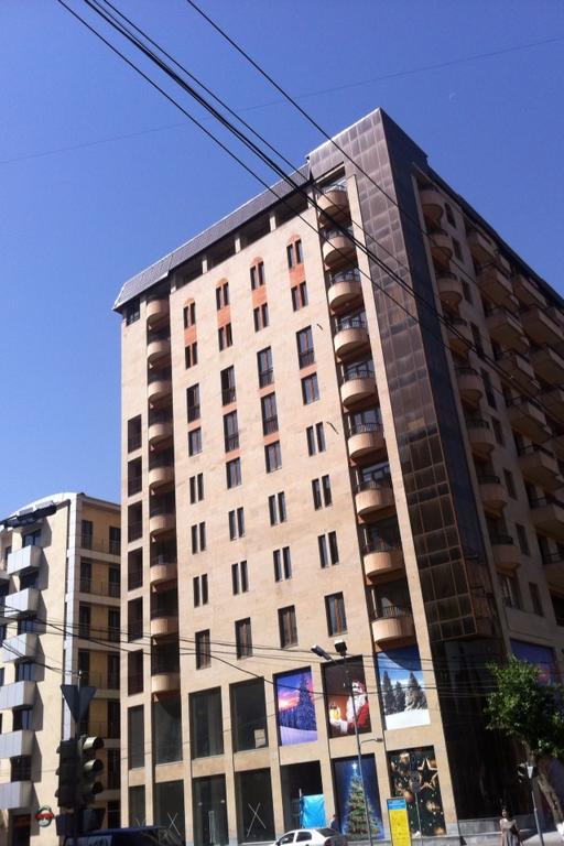 Metro Apartment Yerevan Exterior photo